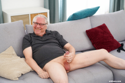 Milf-Mia-Moon-fucking-Old-Hans