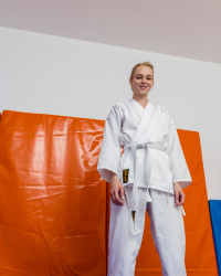 Karate cutie Elloise Arti
