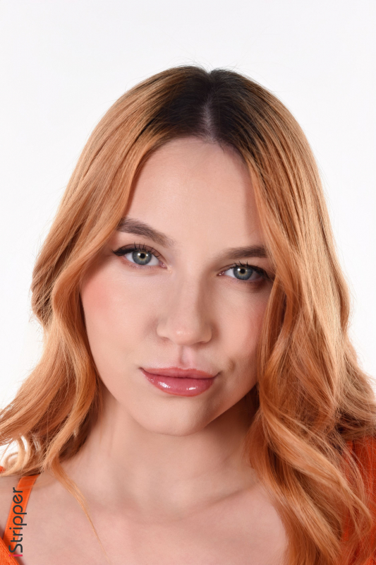 Orange Attraction