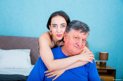 Beauty Lola Heffner fucks senior Eddie