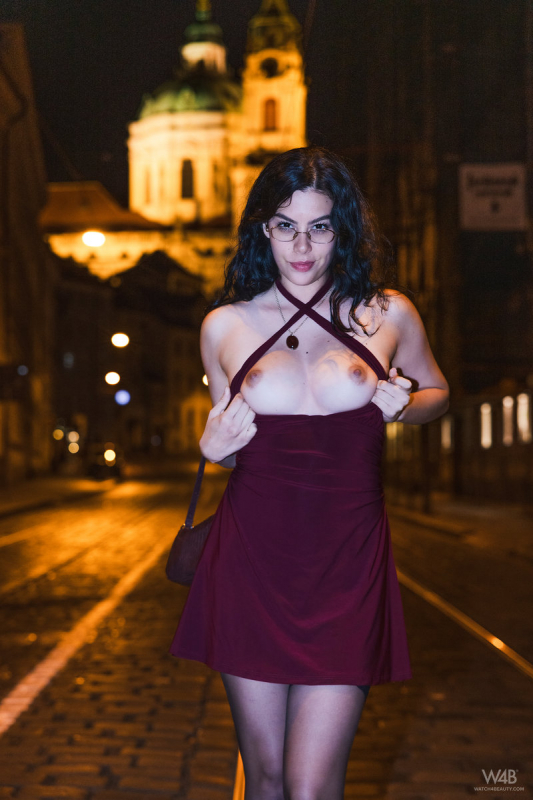 Sally Hunter: Sexy At Night
