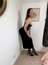 Horny-Mature-Lara-Pleasures-Her-Hairy-Pussy