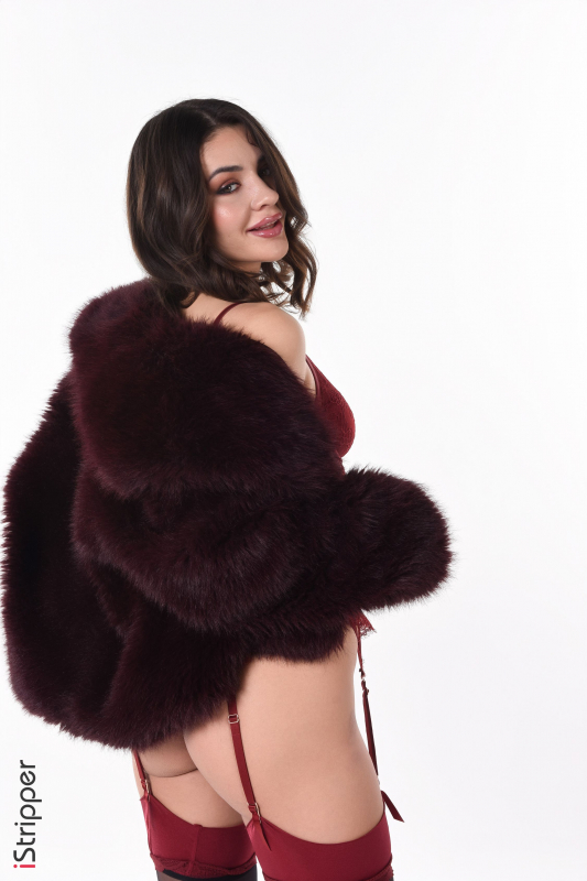 Luxurious Seducing