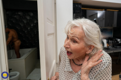 Granny-washing-up-her-younger-friend