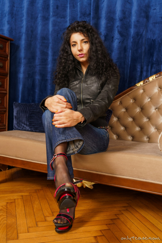 Blue Jeans Over Pantyhose