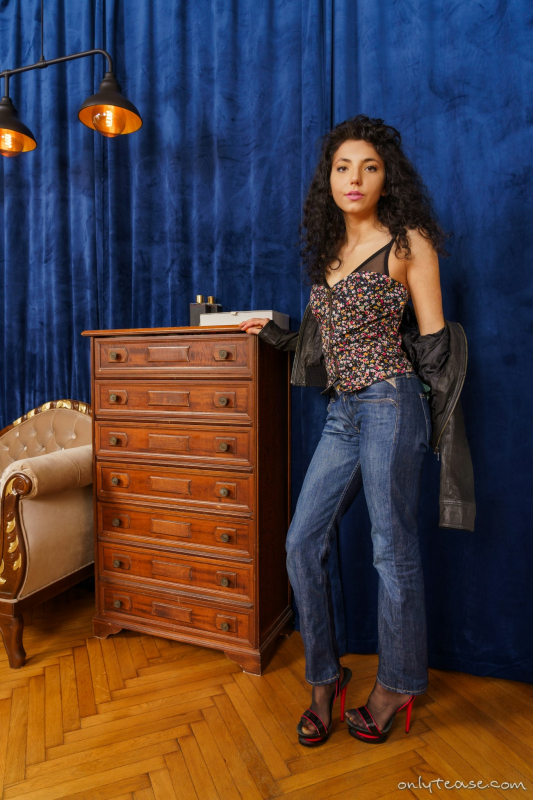 Blue Jeans Over Pantyhose