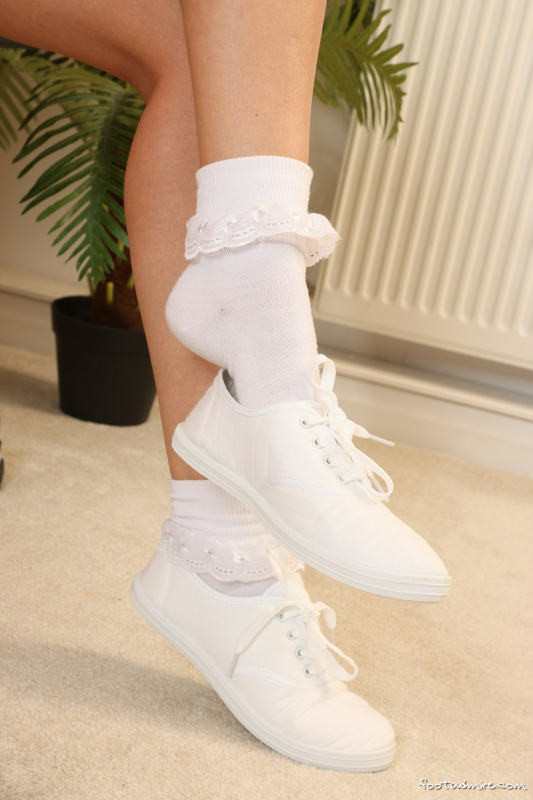 Miniskirt Sneakers White Ankle Socks