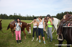 Naked-horse-riding