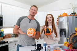 How-To-Eat-Halloween-Pie--S1:E10