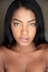 Sofi-Close-Up
