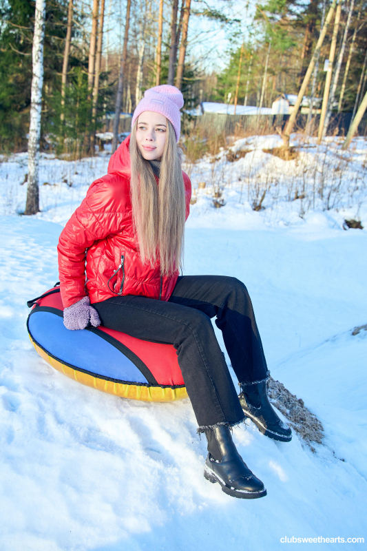 From sleighing to slaying with Alice Flore