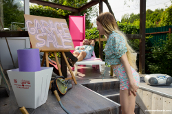 Garage-Sale-Day
