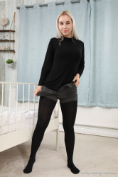 Grey-Shorts-Ankle-Boots-Black-Tights