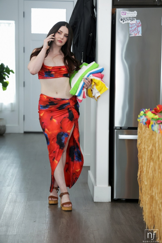 She Knows How To Party  S50:E17