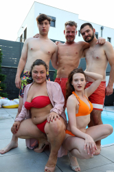 Bisexual-home-orgy--Part-1