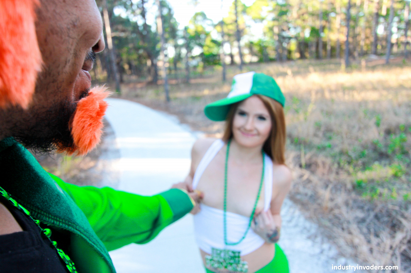 Irish ginger sucks dick on St. Patricks Day