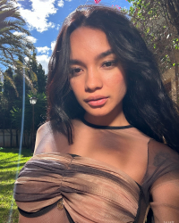 Dulce: Selfie 4U: Sweet Under The Palm Trees