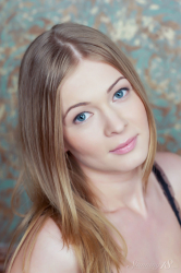 Ellia---I-Enjoy-Seduction