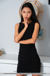 Presenting-Eiza-Bell