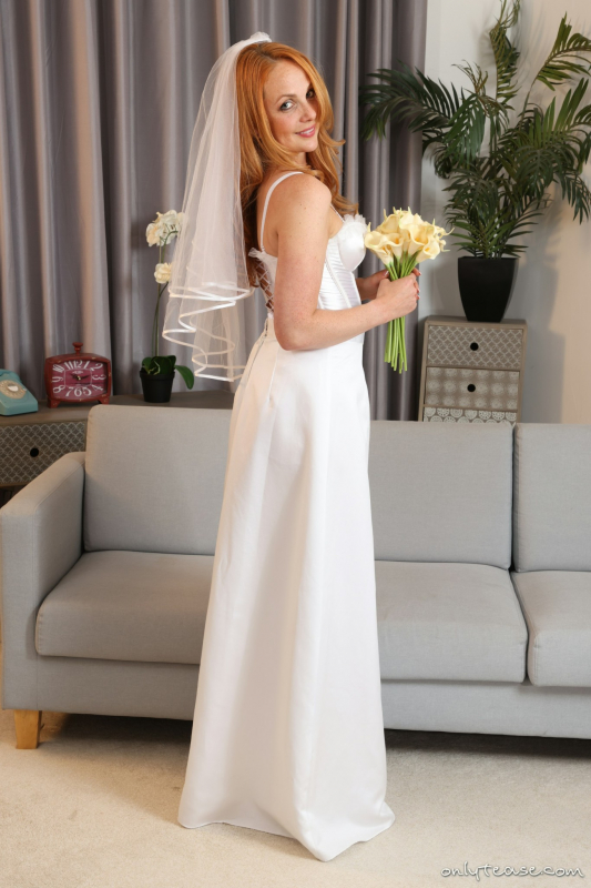 Bride High Heels White Stockings