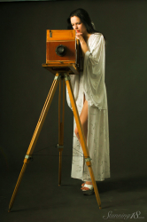 Evanthe--Antique-Camera