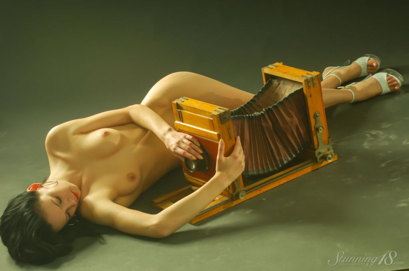 Evanthe  Antique Camera