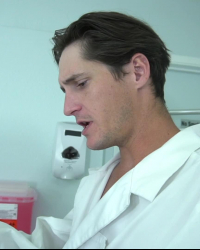 2 Hot Nurses Fuck Dr’s Ass