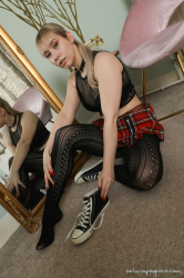 Plaid-Miniskirt-Patterned-Tights