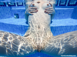 Footjob-in-the-pool