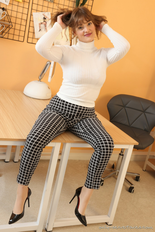 Checkered Pants Over Pantyhose