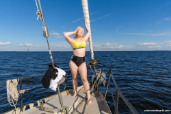 Watch-me-play-on-water