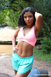 Naughty-Nathy-Oliveira