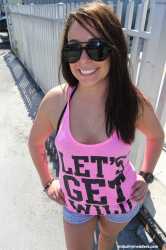 College-girl-Nena-Colada-Sucks-dick-at-carwash