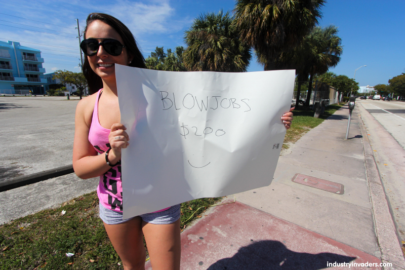 College girl Nena Colada Sucks dick at carwash