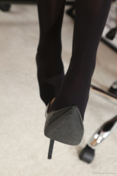 Miniskirt-High-Heels-Black-Tights