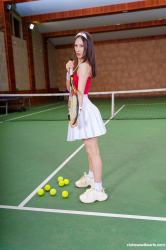 Tanya-Ray-LOVES-tennis