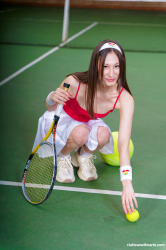 Tanya-Ray-LOVES-tennis