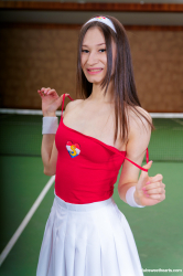 Tanya-Ray-LOVES-tennis