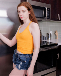 Marina Vaylor
